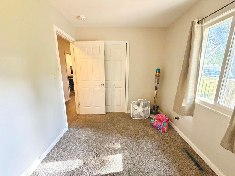 144 Woodlawn Avenue, Columbus, OH 43228 Photo 14
