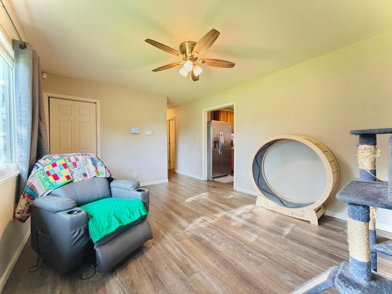 144 Woodlawn Avenue, Columbus, OH 43228 Photo 5
