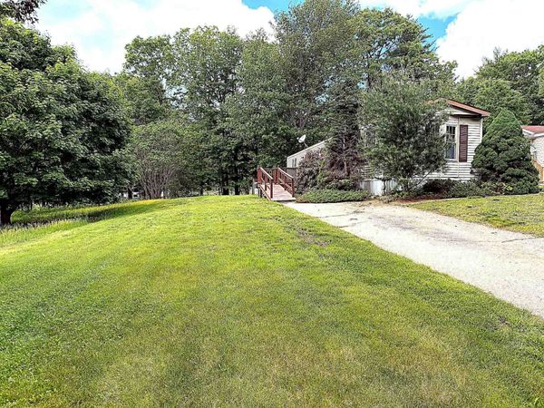 24 Christopher Lane, Fremont, NH 03044