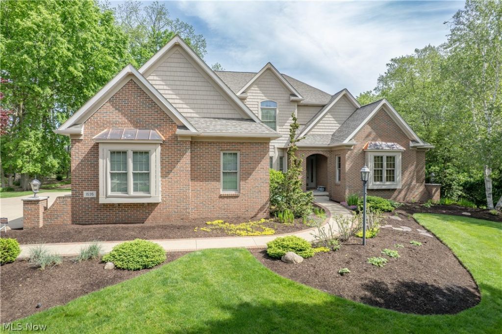 1535 Chadford Gate SE, Canton, OH 44709