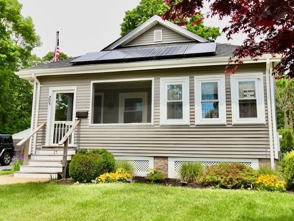 17 Park Road, Brockton, MA 02301