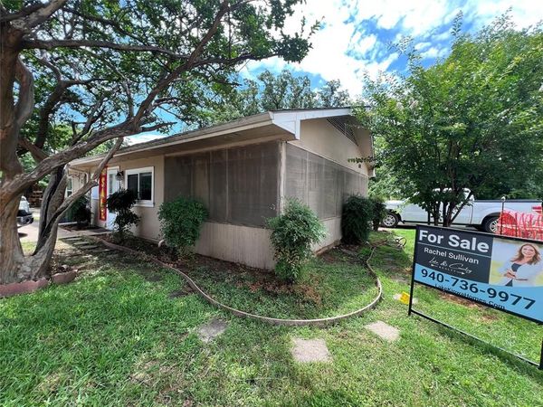 600 Lake Drive, Lake Dallas, TX 75065
