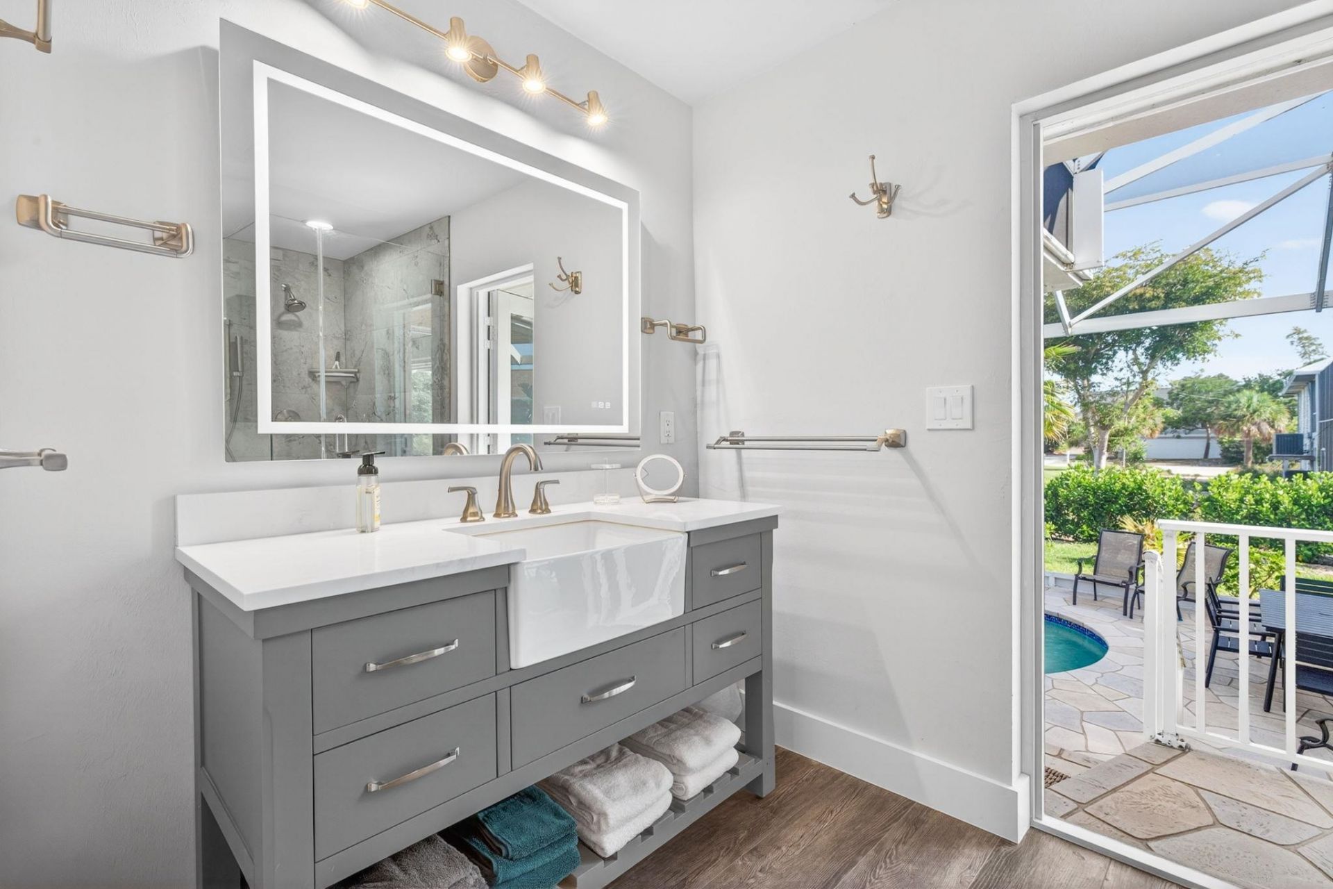 3359 Barra Cir, Sanibel, FL 33957 Photo
