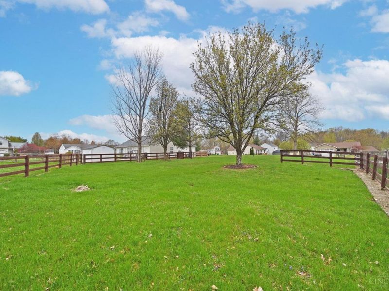 1559 Clearbrook Lane, Batavia Twp, OH 45102 Photo 6