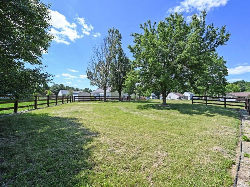 1559 Clearbrook Lane, Batavia Twp, OH 45102 Photo 8