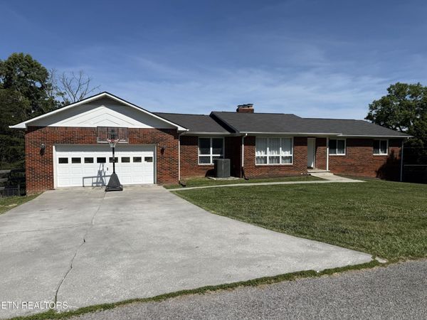 264 Norfolk Circle, Harrogate, TN 37752