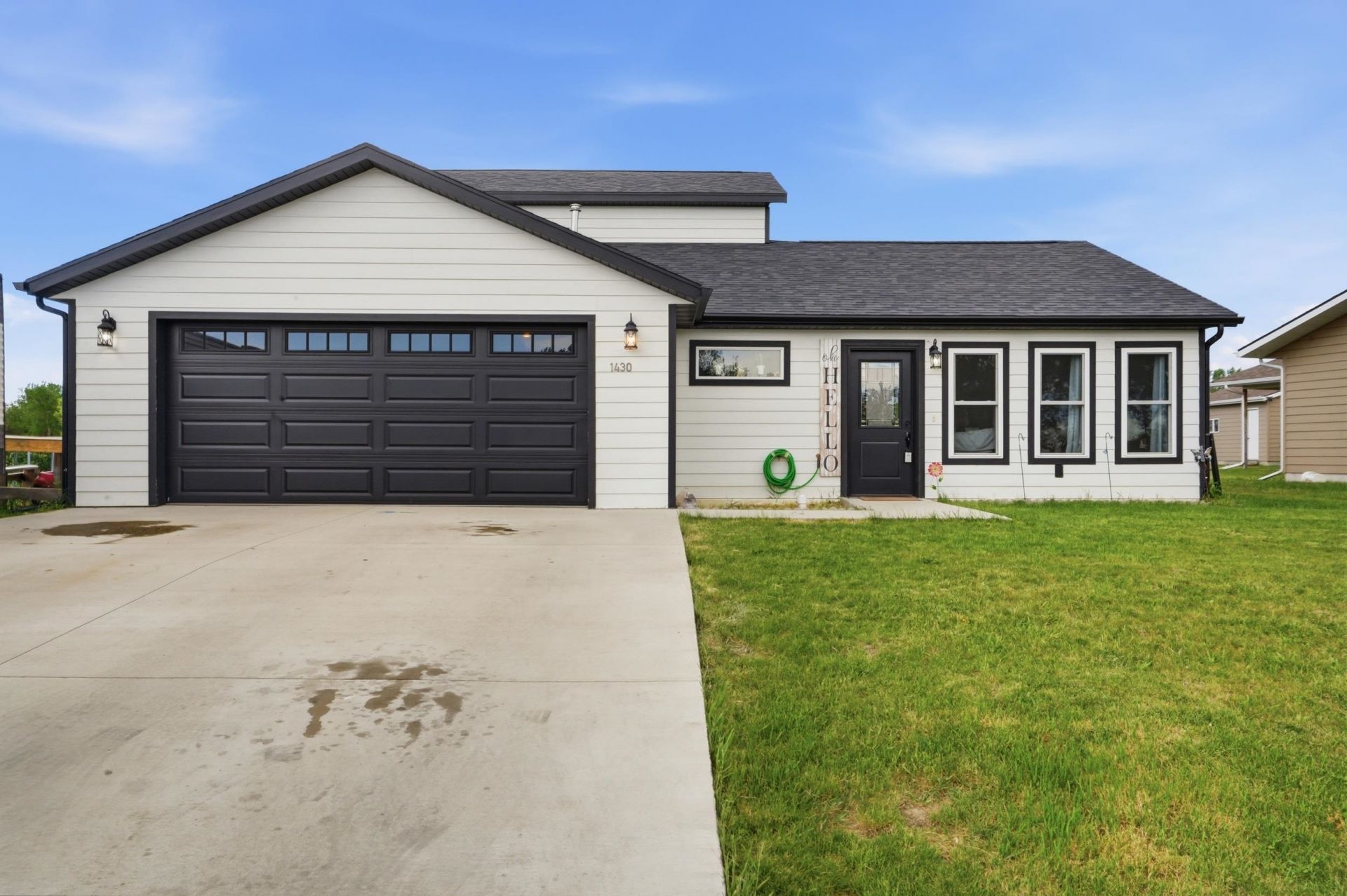 1430 Dacar Street, Belle Fourche, SD 57717 Main Photo