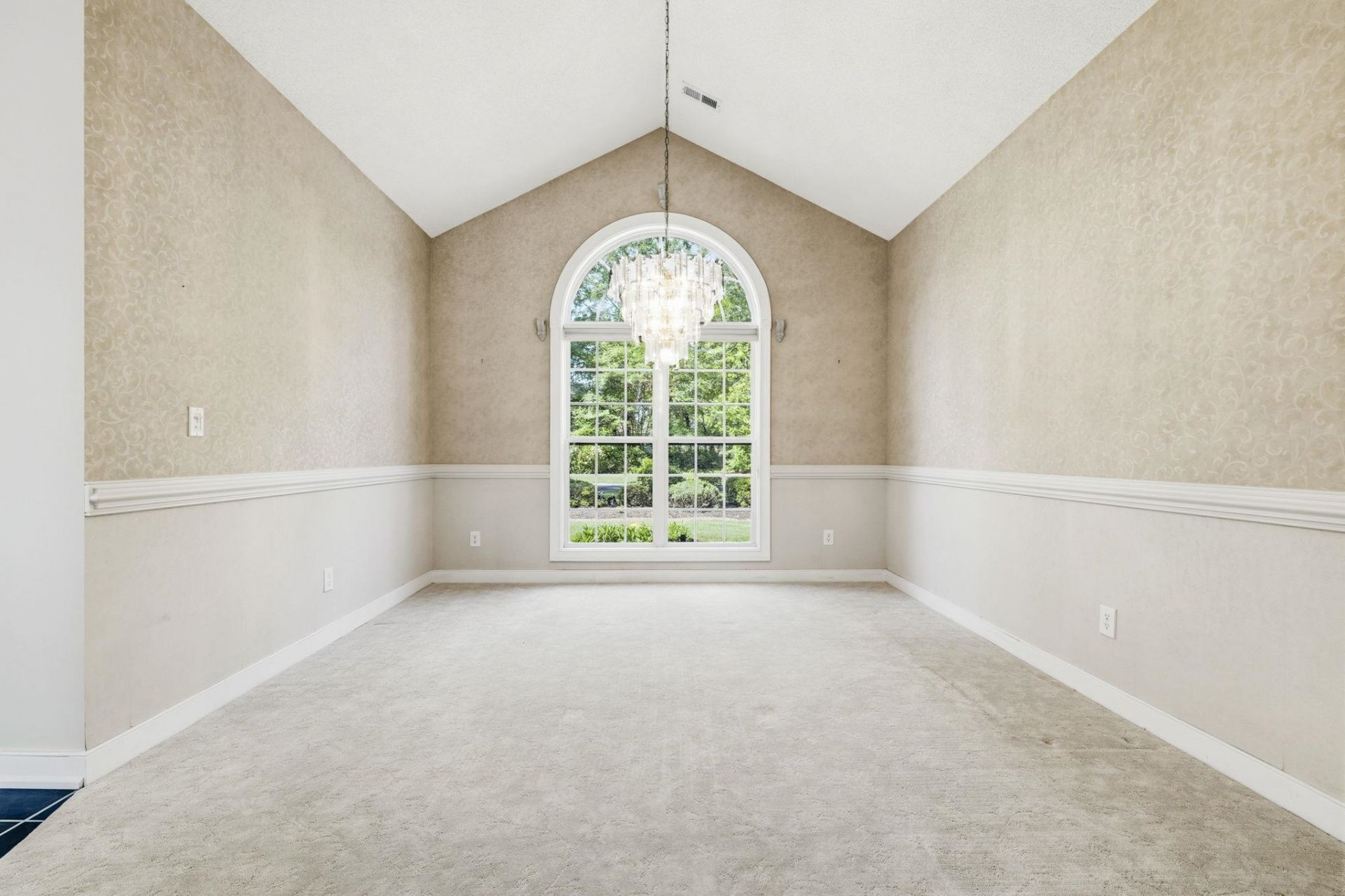 1056 Yellow Jasmine Dr.  Photo 16