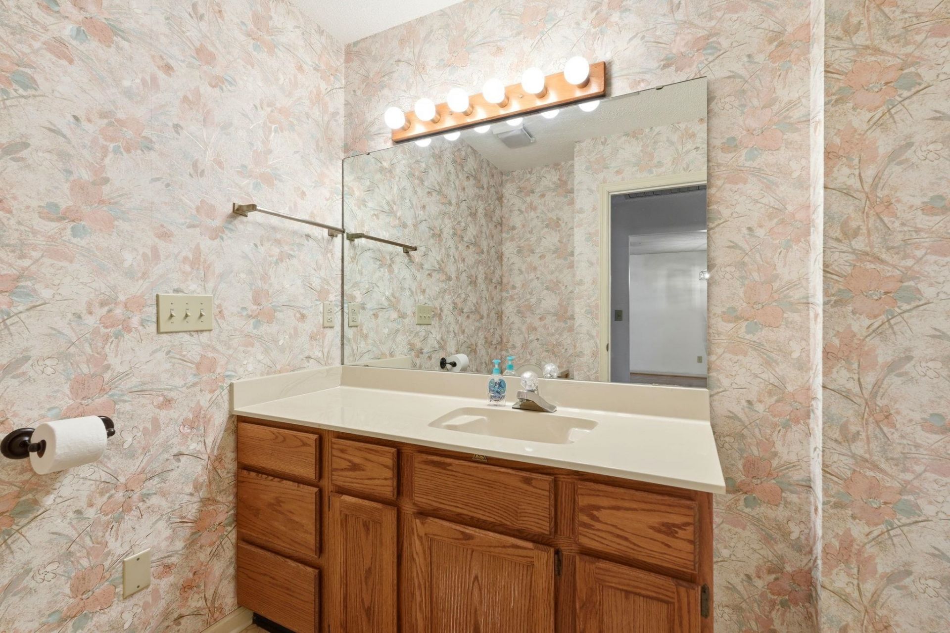 129 Hickory Dr. Photo 23