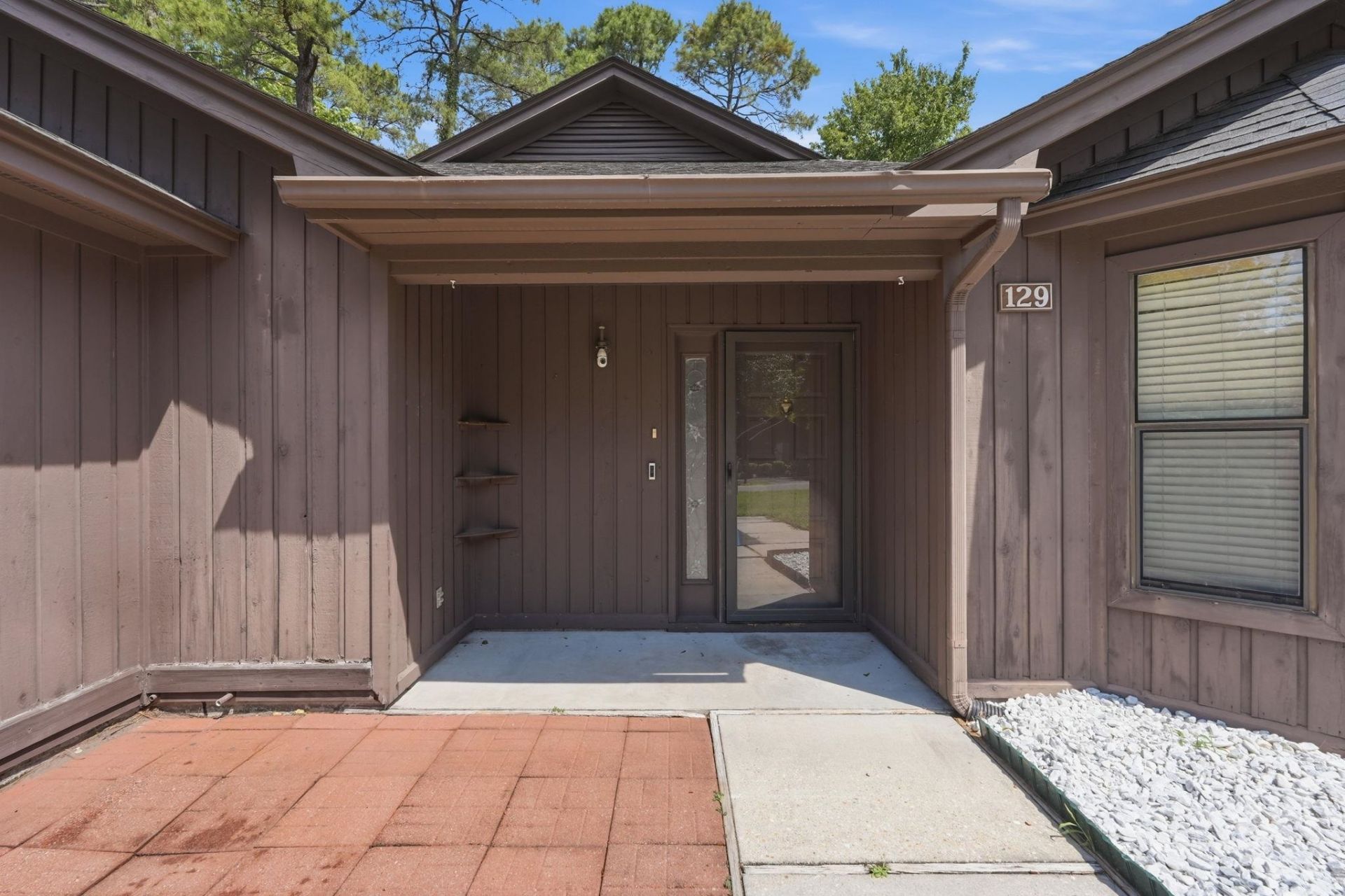 129 Hickory Dr. Photo 4