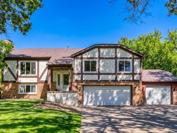 9951 Ibis Street NW, Coon Rapids, MN 55433