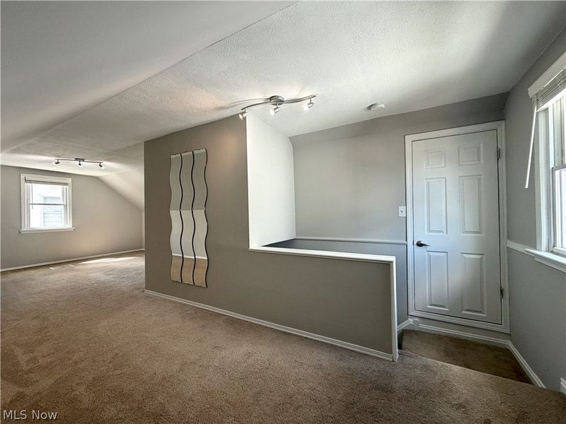 4515 Pershing Avenue, Parma, OH 44134 Photo 13