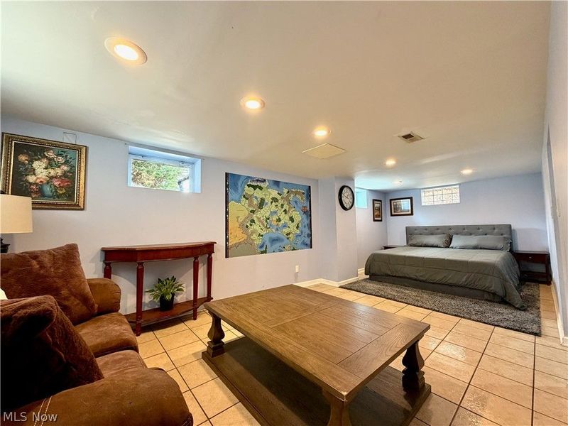 4515 Pershing Avenue, Parma, OH 44134 Photo 7