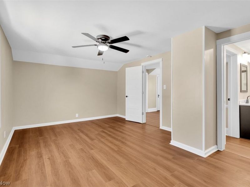 4948 E 107th Street , Garfield Heights, OH 44125 Photo 33