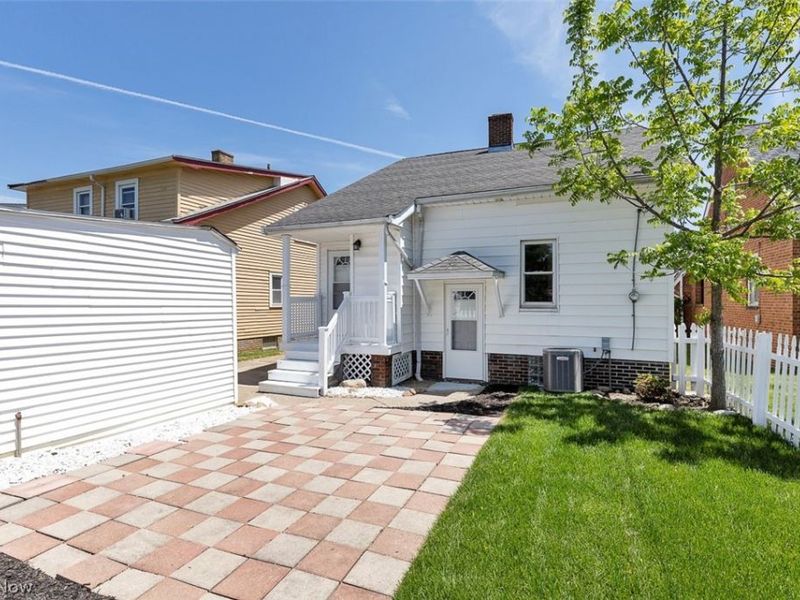 4948 E 107th Street , Garfield Heights, OH 44125 Photo 4