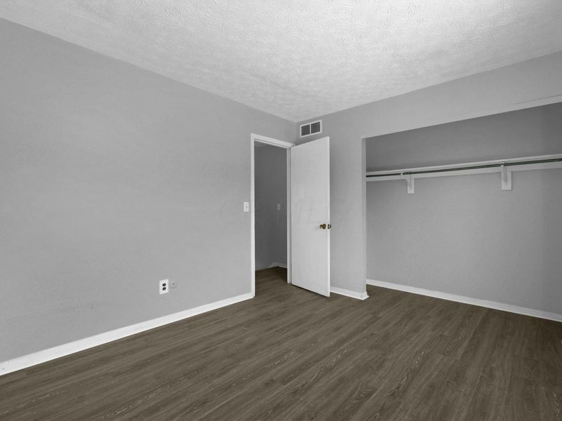 1882 Billingsley Road , Columbus, OH 43235 Photo 15