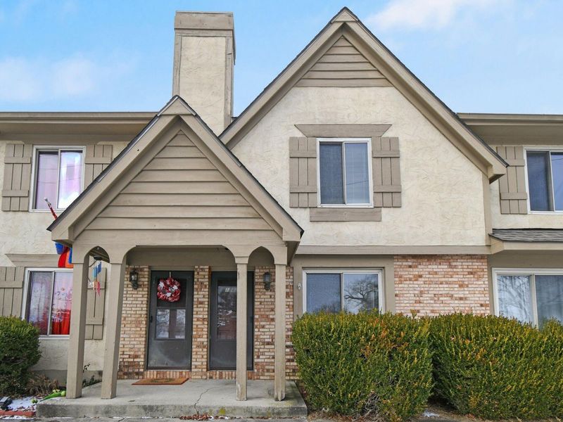 1882 Billingsley Road , Columbus, OH 43235 Photo 4