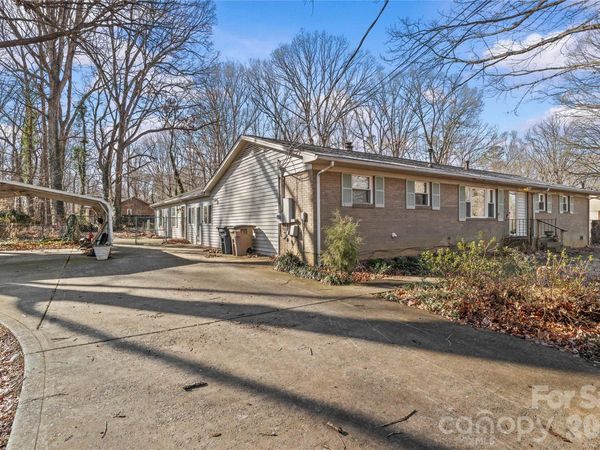 117 Robinson Avenue , Matthews, NC 28104