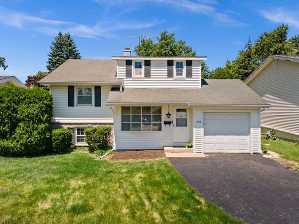1107 E Elm Street , Wheaton, IL 60189