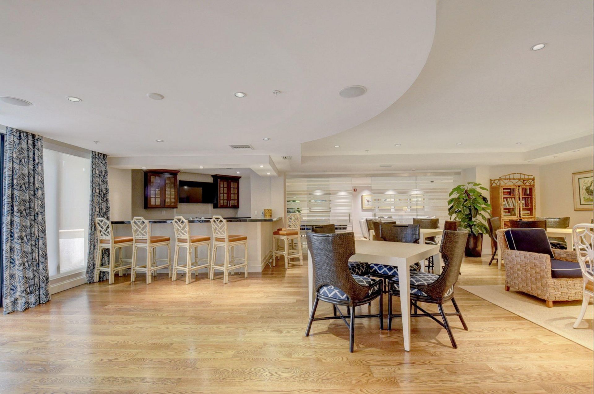 801 S Olive Avenue, Unit 614, West Palm Beach, FL 33401 Photo