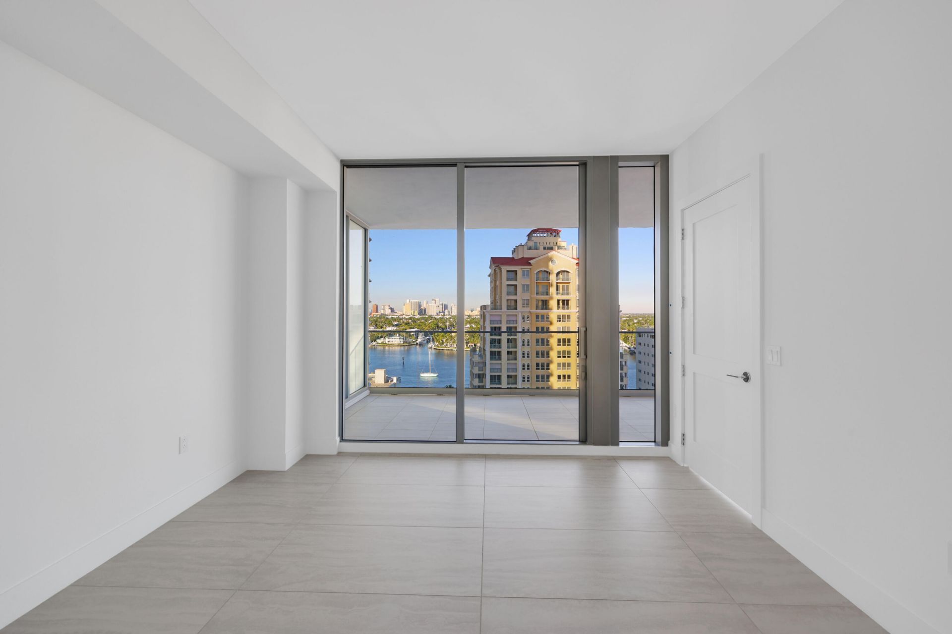 151 N Seabreeze Boulevard, Unit 903, Fort Lauderdale, FL 33304 Photo
