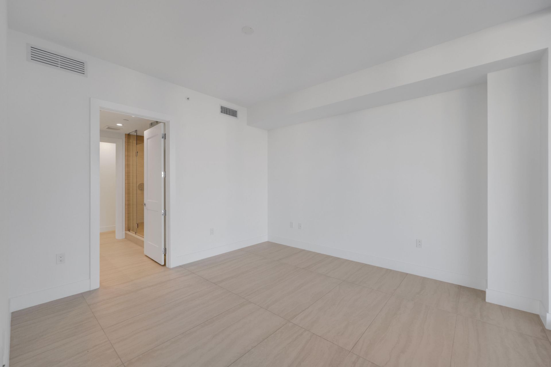 151 N Seabreeze Boulevard, Unit 903, Fort Lauderdale, FL 33304 Photo