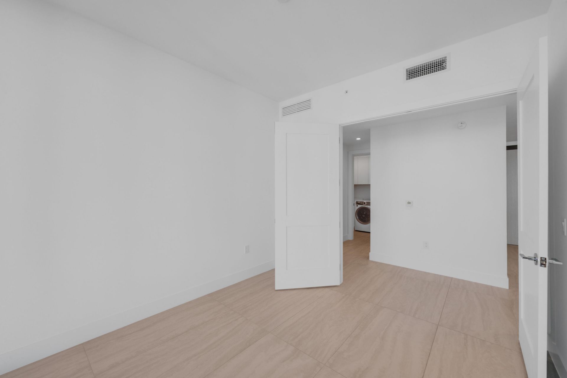 151 N Seabreeze Boulevard, Unit 903, Fort Lauderdale, FL 33304 Photo