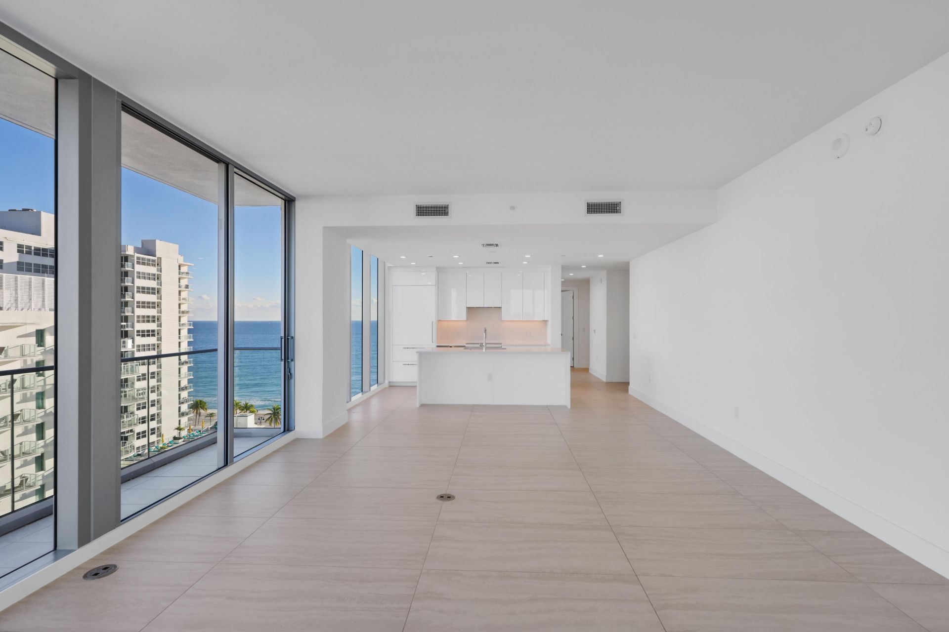151 N Seabreeze Boulevard, Unit 903, Fort Lauderdale, FL 33304 Photo