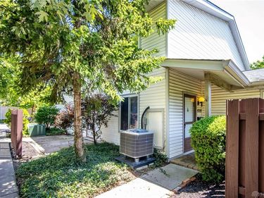 1028 E Crescentville Road, West Chester, OH 45246