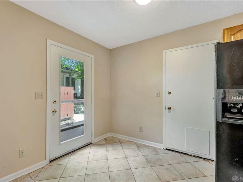 1028 E Crescentville Road, West Chester, OH 45246 Photo 11