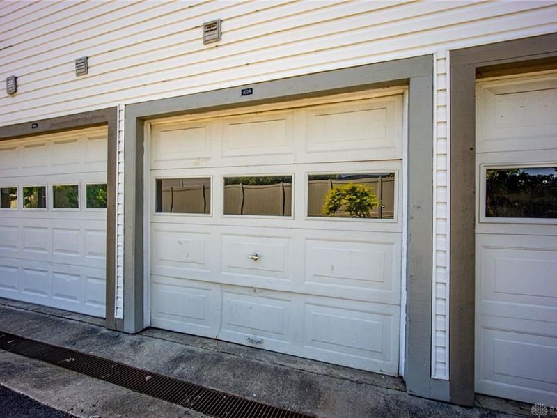 1028 E Crescentville Road, West Chester, OH 45246 Photo 16
