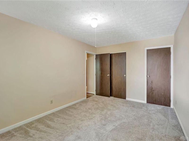 1028 E Crescentville Road, West Chester, OH 45246 Photo 23