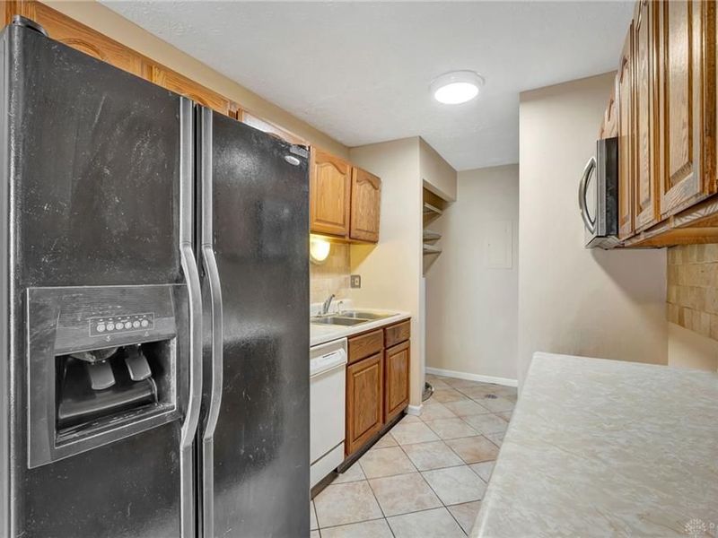 1028 E Crescentville Road, West Chester, OH 45246 Photo 7