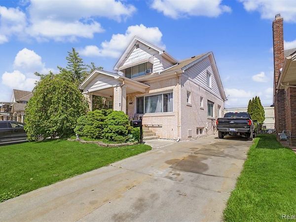 7514 Normile Street , Dearborn, MI 48126