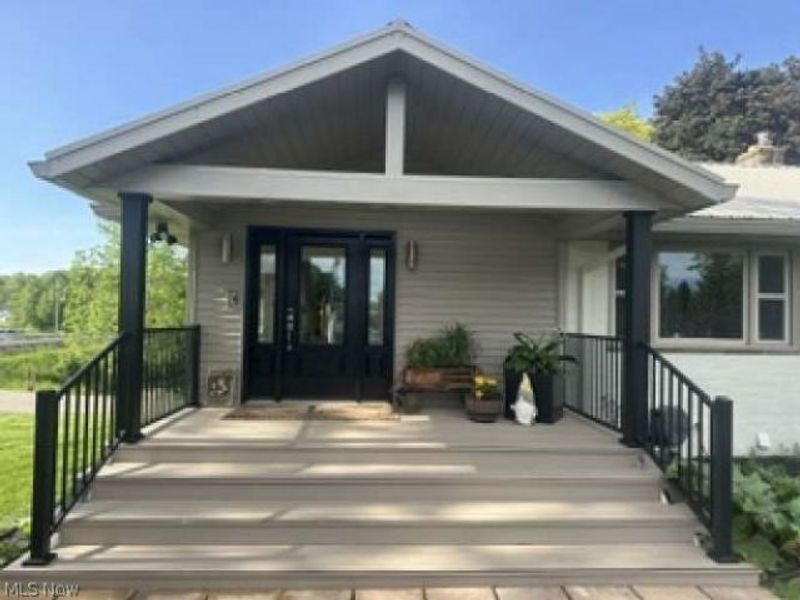 5969 W Shore Drive NW, Canton, OH 44718 Photo 4