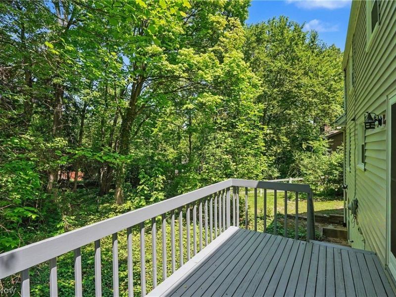2920 Carters Grove Road, Cuyahoga Falls, OH 44223 Photo 12