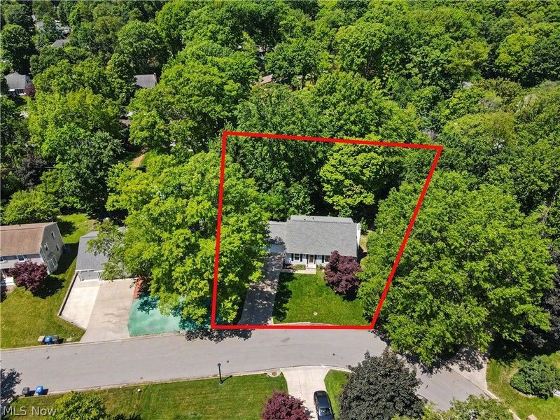 2920 Carters Grove Road, Cuyahoga Falls, OH 44223 Photo 4