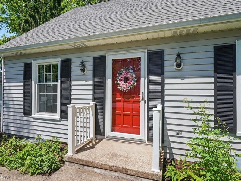 2920 Carters Grove Road, Cuyahoga Falls, OH 44223 Photo 6