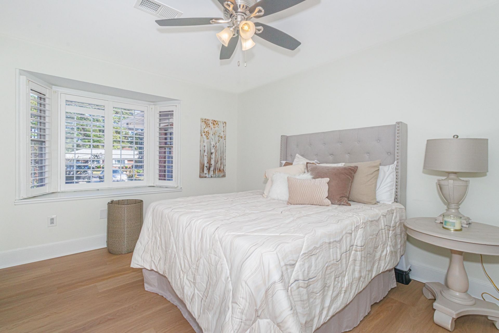 1430 Bay Tree Ln.  Photo 28