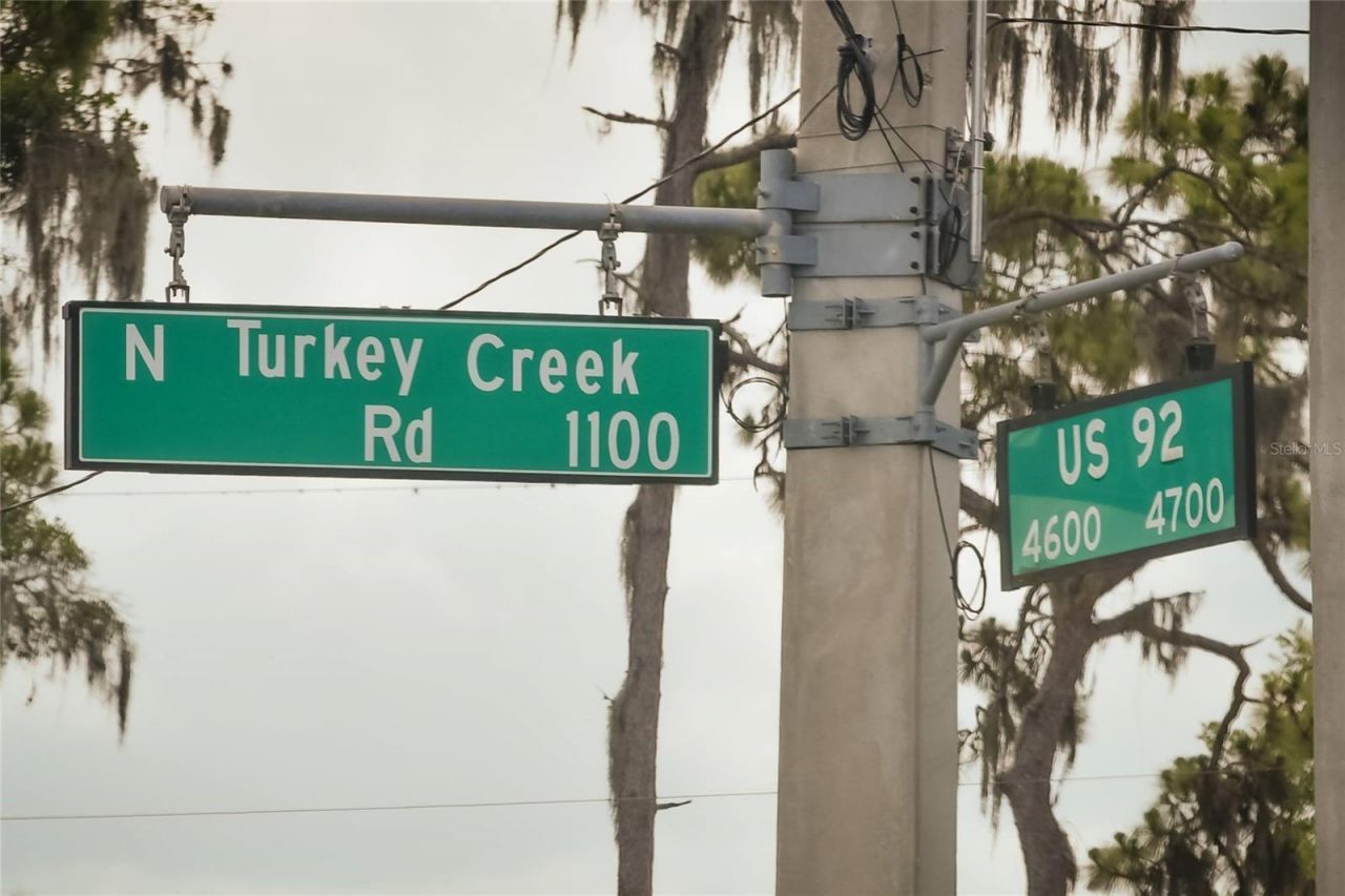 5015 Turkey Creek Road , Plant City, FL 33567 Photo