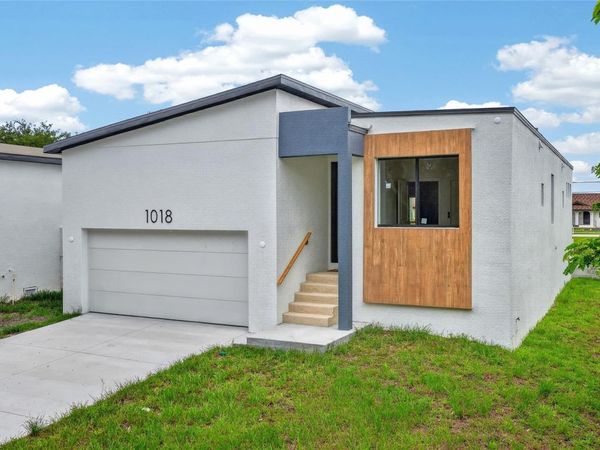 1018 S MARLIN DRIVE, PUNTA GORDA, FL 33950