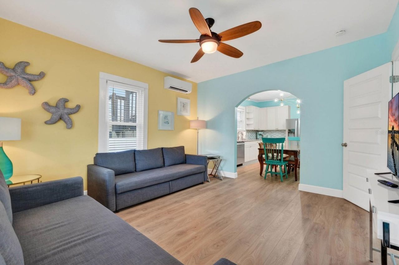 204 Palmetto Street, New Smyrna Beach, FL 32168 Photo