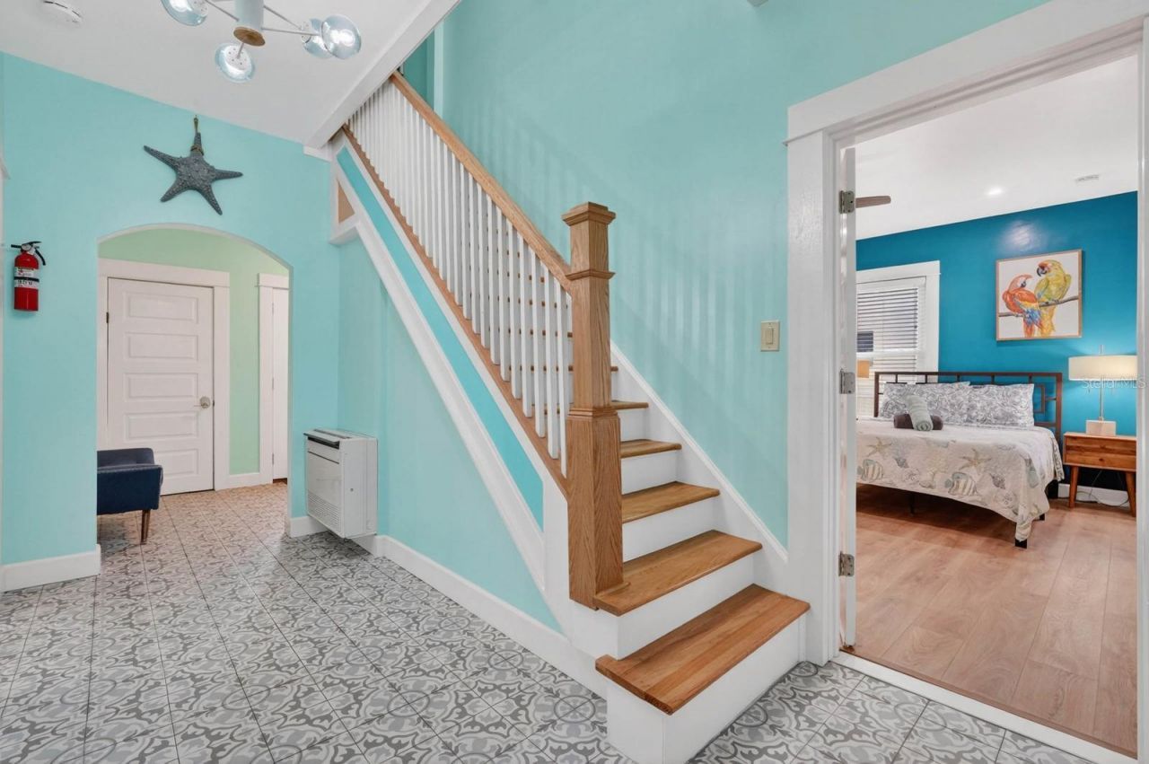 204 Palmetto Street, New Smyrna Beach, FL 32168 Photo