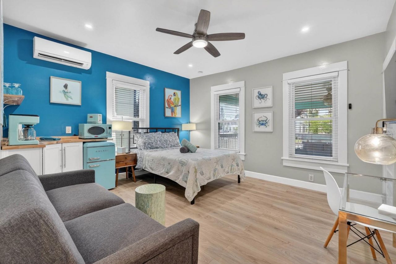 204 Palmetto Street, New Smyrna Beach, FL 32168 Photo