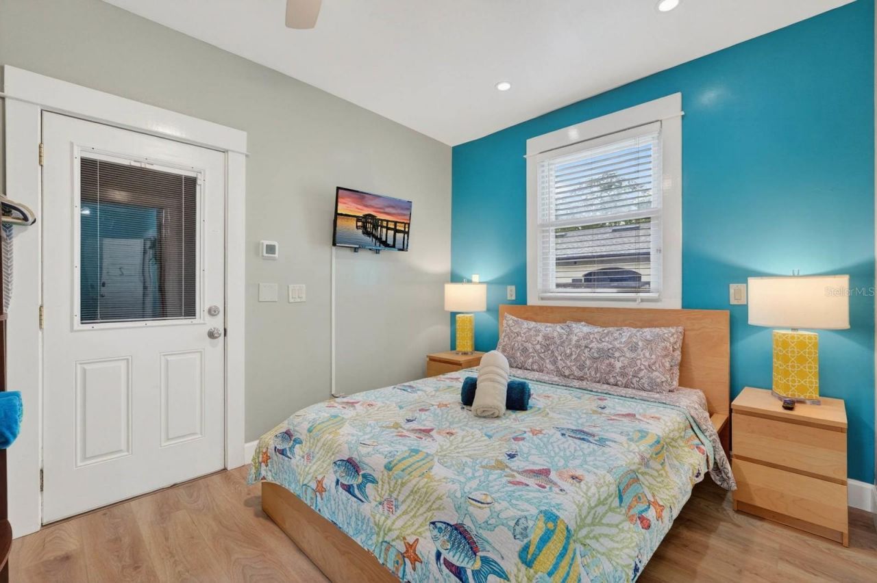 204 Palmetto Street, New Smyrna Beach, FL 32168 Photo