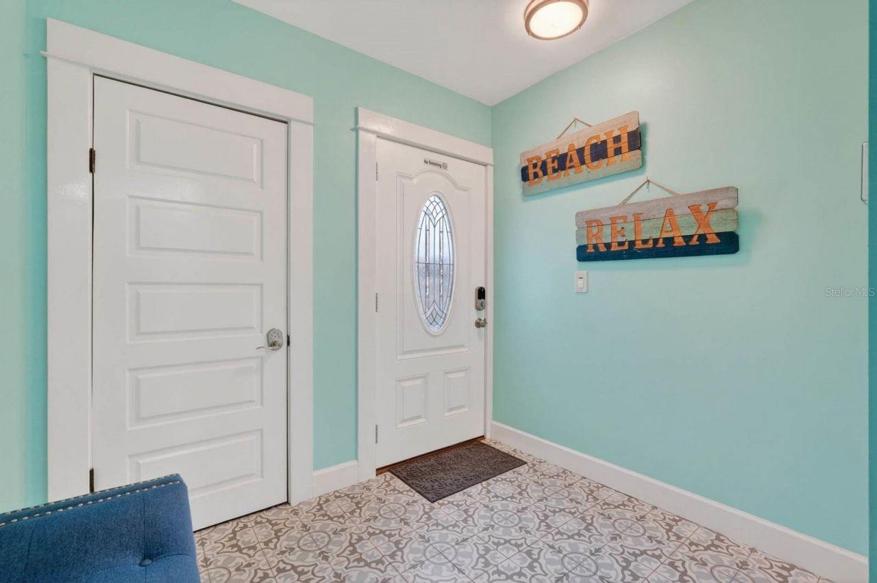 204 Palmetto Street, New Smyrna Beach, FL 32168 Photo
