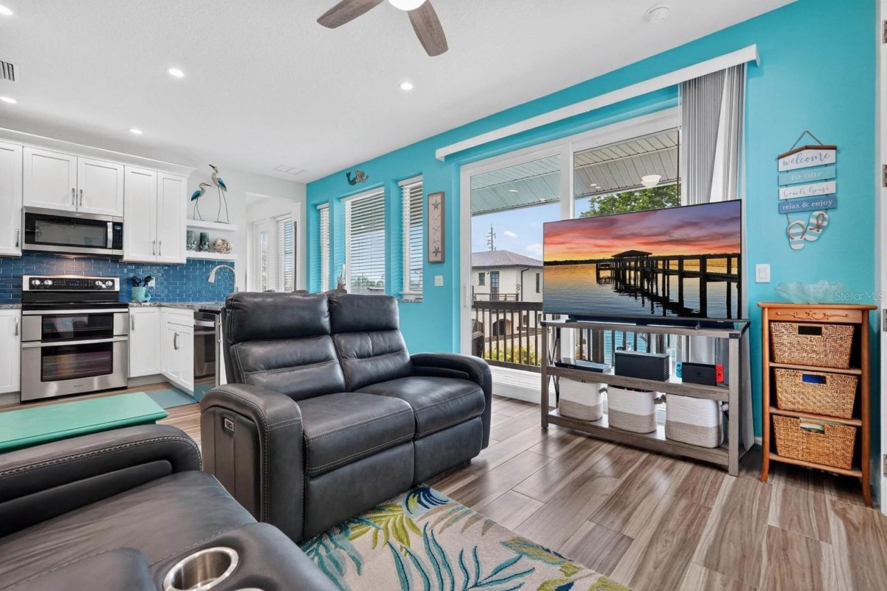 204 Palmetto Street, New Smyrna Beach, FL 32168 Photo
