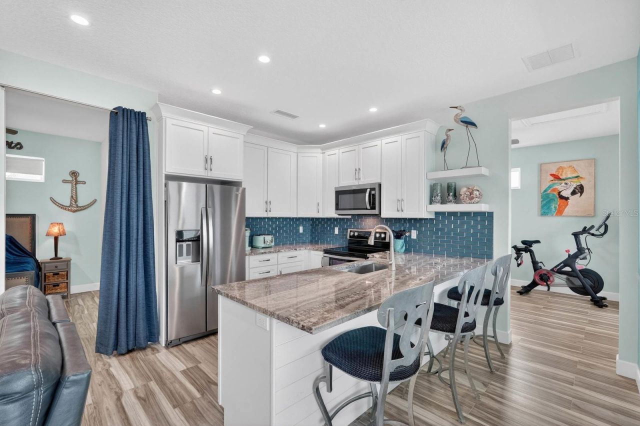 204 Palmetto Street, New Smyrna Beach, FL 32168 Photo