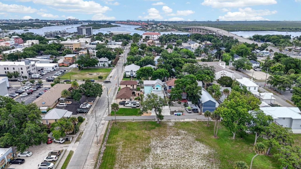 204 Palmetto Street, New Smyrna Beach, FL 32168 Photo