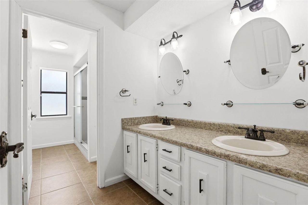 4119 Salmon Drive , Orlando, FL 32835 Photo